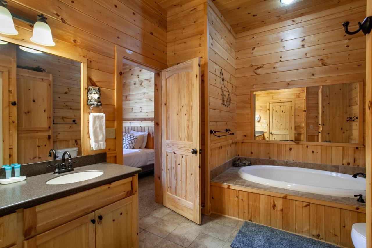 Black Bear Reserve - Mtn View, Hot Tub, Game Room セバービル エクステリア 写真